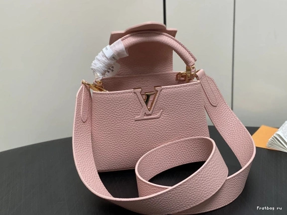 First bag ru MINI-21*14*8CM LOUIS VUITTON CAPUCINES 0802